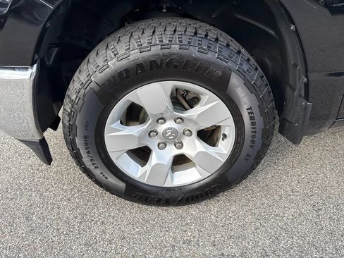 Certified 2023 RAM 1500 Big Horn w/ Trailer Tow Group AWD/4WD image 9
