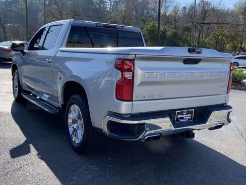 Used 2020 Chevrolet Silverado 1500 LTZ image 3