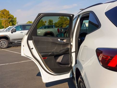 Used 2024 Ford Escape ST-Line w/ Tech Pack #1 image 15