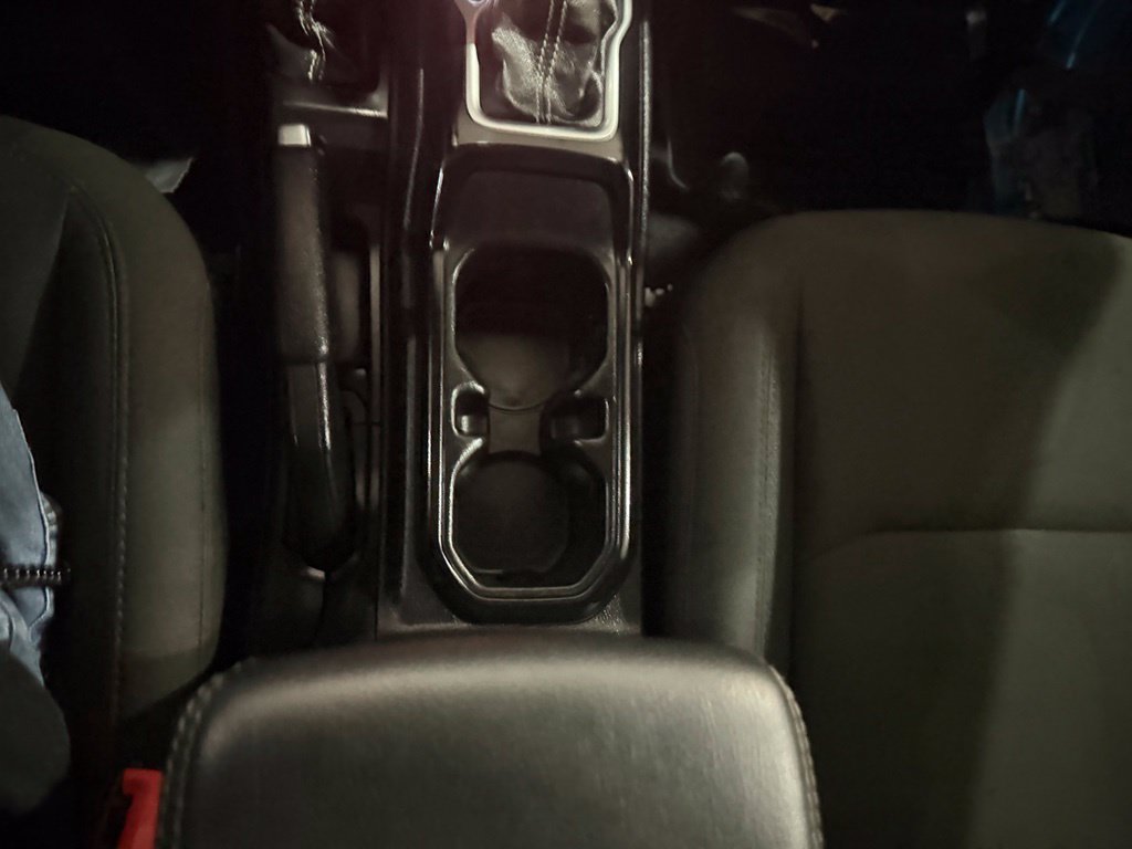 Used 2019 Jeep Wrangler Unlimited Sahara w/ Safety Group AWD/4WD image 22