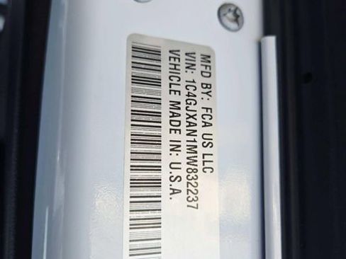 Used 2021 Jeep Wrangler Willys image 35