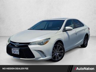 Used 2016 Toyota Camry SE FWD video 1
