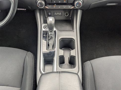 Used 2024 Nissan Sentra SV image 19