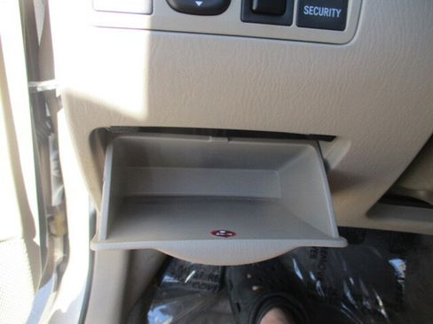 Used 2008 Toyota Corolla LE image 33