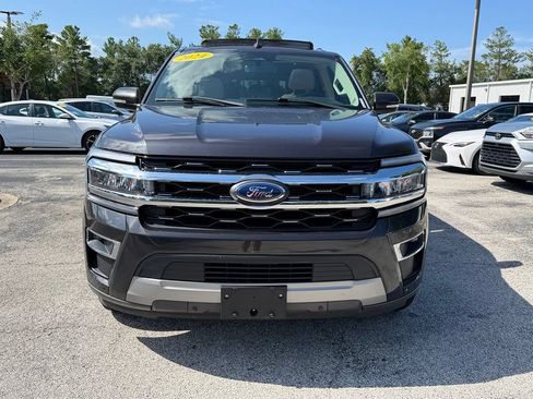 Used 2024 Ford Expedition Max Limited AWD/4WD image 2