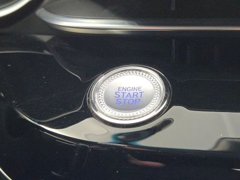 Used 2023 Genesis G80 2.5T image 32