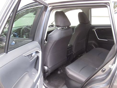 Certified 2025 Toyota RAV4 LE AWD/4WD image 14