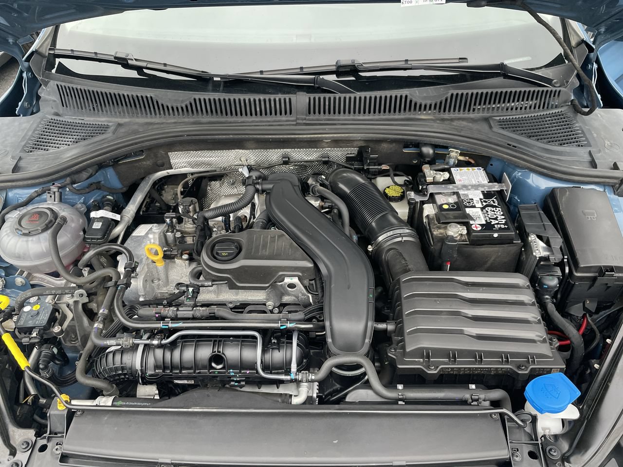 Used 2025 Volkswagen Jetta SEL FWD image 42