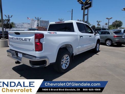 Certified 2022 Chevrolet Silverado 1500 LT AWD/4WD image 8