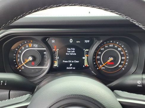 Used 2025 Jeep Gladiator Mojave w/ Steel Bumper Group AWD/4WD image 20