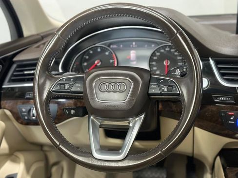 Used 2017 Audi Q7 3.0T Premium image 31