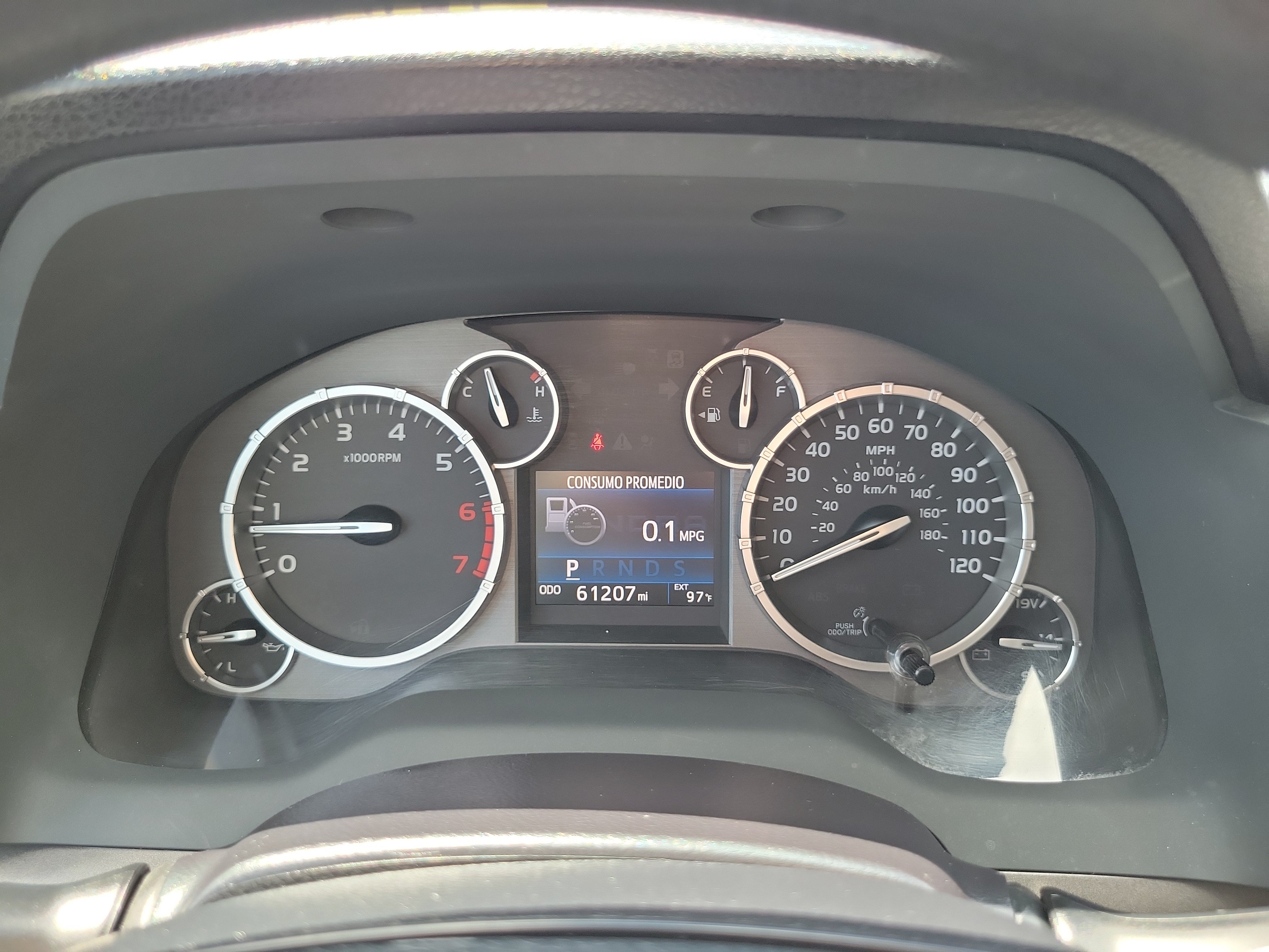 Used 2017 Toyota Tundra SR5 w/ SR5 Upgrade Package RWD image 26