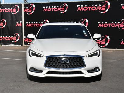 Used 2019 INFINITI Q60 3.0t Luxe w/ Essential Package