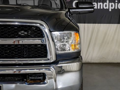 Used 2017 RAM 2500 SLT AWD/4WD image 37