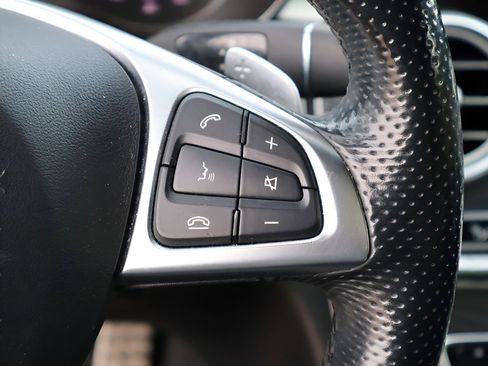 Used 2015 Mercedes-Benz C 300 4MATIC Sedan image 31
