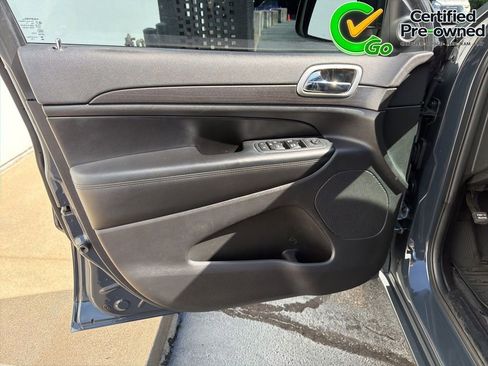 Certified 2018 Jeep Grand Cherokee Altitude RWD image 47