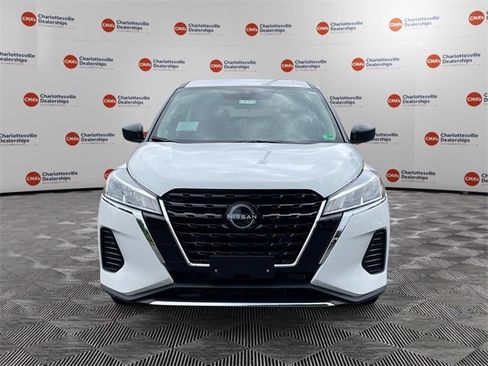 New 2025 Nissan Kicks Play S image 8