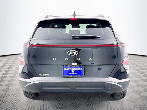 Certified 2025 Hyundai Kona SEL image 6