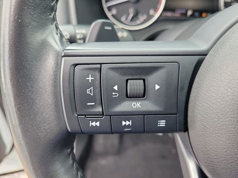 Certified 2024 Nissan Rogue SV w/ SV Premium Package FWD image 19