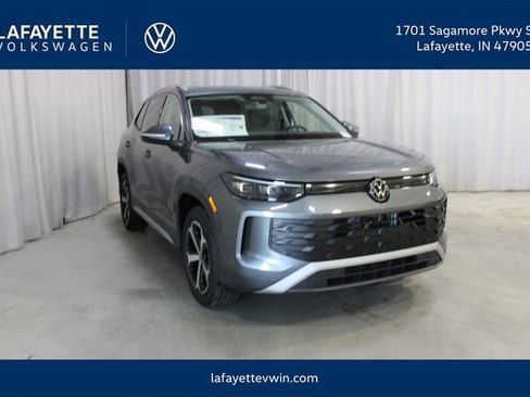 New 2026 Volkswagen Tiguan SE AWD/4WD image 1