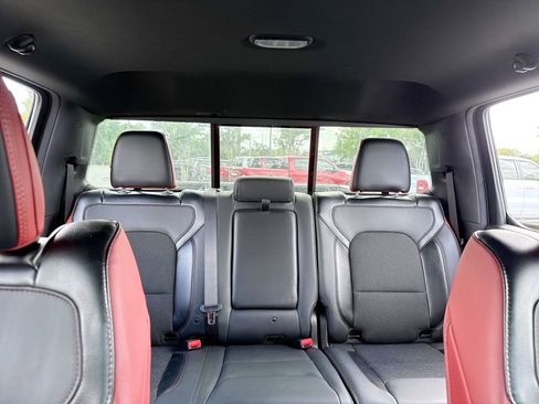 Used 2022 RAM 1500 Rebel AWD/4WD image 22
