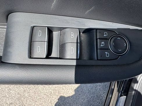 Used 2025 Buick Enclave Sport Touring AWD/4WD image 13