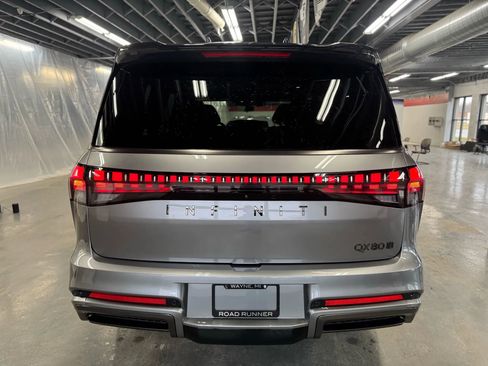 Used 2025 INFINITI QX80 Autograph image 6