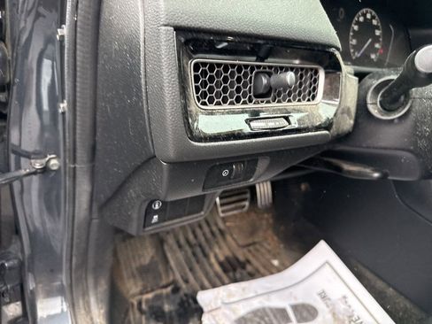 Used 2023 Honda Civic Sport image 19