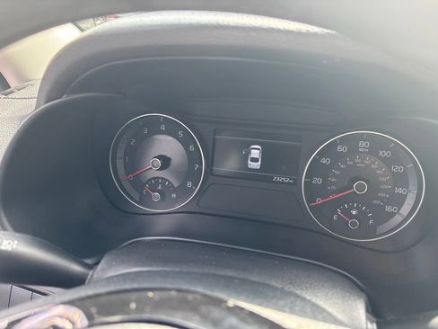 Certified 2022 Kia Forte Sedan FWD image 8