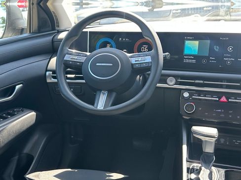 Used 2025 Hyundai Tucson SEL FWD image 36