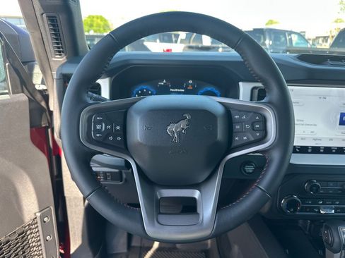 Certified 2025 Ford Bronco Heritage Edition AWD/4WD image 23