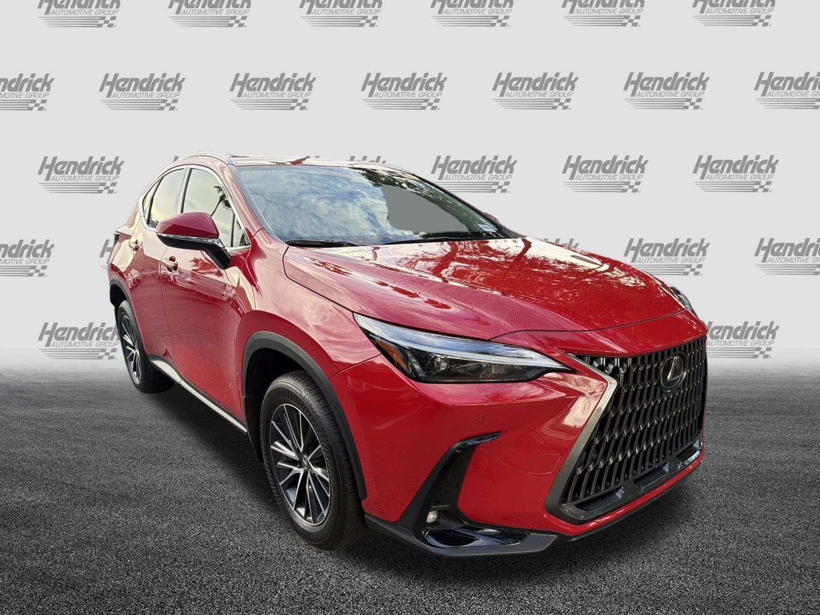 Used 2025 Lexus NX 350h AWD w/ Premium Package image 2