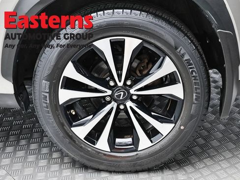 Used 2018 Lexus NX 300 F Sport AWD/4WD image 8