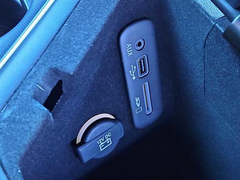 Used 2016 Dodge Challenger SRT w/ Technology Group image 26