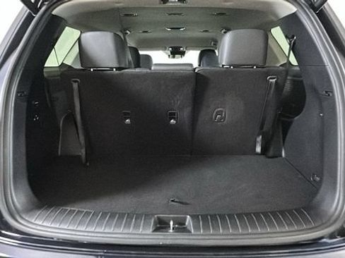 Used 2025 Hyundai Palisade SEL FWD image 28