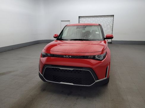 Used 2025 Kia Soul LX image 15