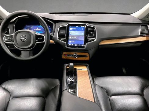 Certified 2023 Volvo XC90 B6 Plus w/ Protection Package Premier AWD/4WD image 7