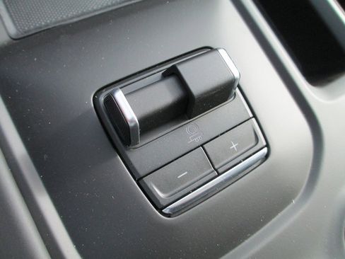 New 2026 GMC Sierra 2500 AT4X w/ AT4X AEV Edition image 21