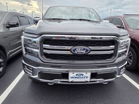 Used 2024 Ford F150 Lariat w/ Equipment Group 502A High AWD/4WD image 4