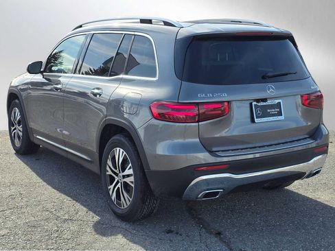 New 2026 Mercedes-Benz GLB 250 4MATIC image 5
