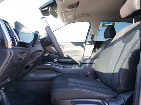 Used 2024 Kia Sorento LX image 17