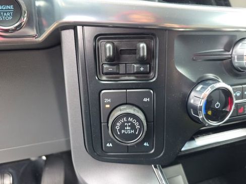 New 2025 Ford F150 Lariat w/ Equipment Group 501A Mid image 16