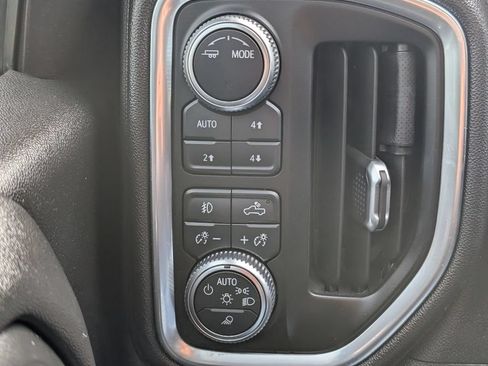 Used 2021 GMC Sierra 1500 Denali w/ Denali Ultimate Package AWD/4WD image 13