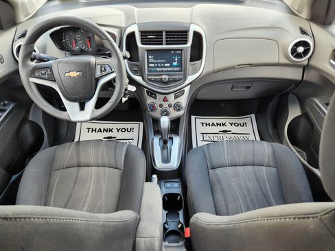 Used 2017 Chevrolet Sonic LT image 13