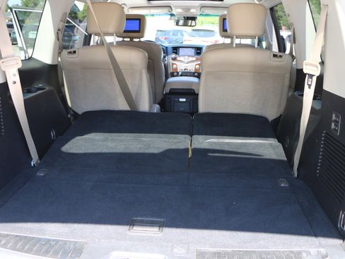 Used 2017 Nissan Armada Platinum w/ Captain Seat Package RWD image 37