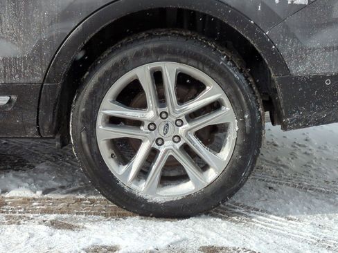 Used 2017 Ford Explorer Limited w/ Equipment Group 301A image 19