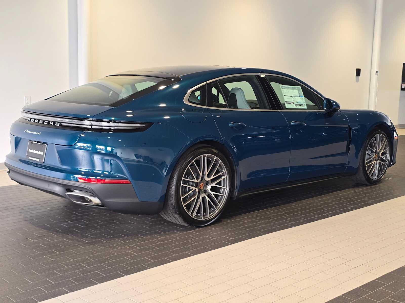 New 2026 Porsche Panamera 4 AWD/4WD image 7