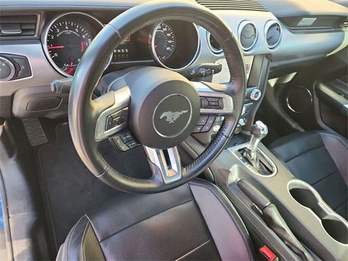 Used 2022 Ford Mustang Premium image 19