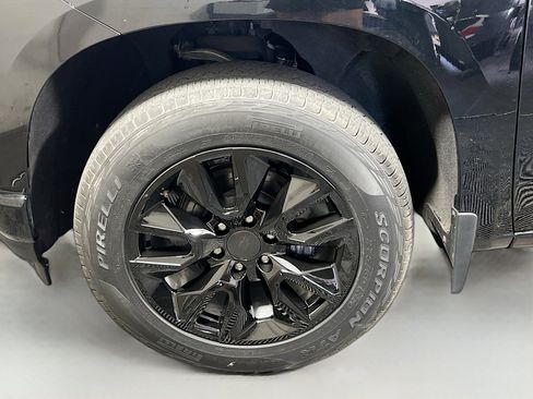 Used 2022 Chevrolet Silverado 1500 Custom RWD image 13