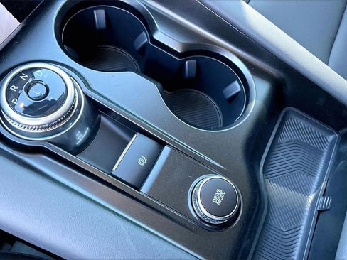 New 2026 Ford Explorer Active w/ Active Comfort Package image 17